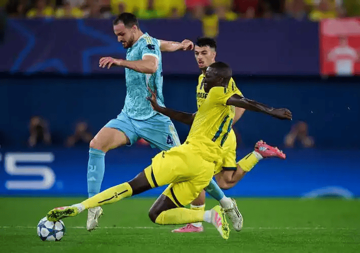 西甲 比利亚雷亚尔VS西班牙人 战术博弈与胜负手深度解析